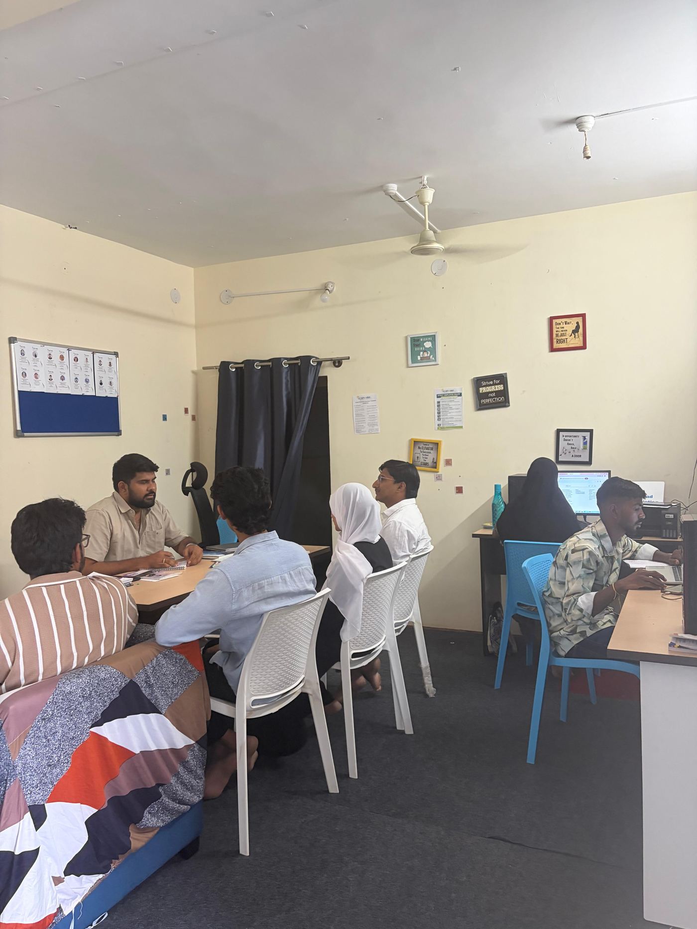 Learn2Hire office team at work